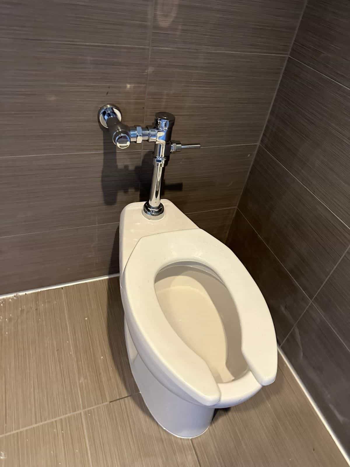 Before and after of a Toilet installation by a plumber in Key Biscayne